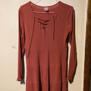 Women’s Juniors Long Sleeved Lace Front Dress. Deep Pink. Size M 7-9